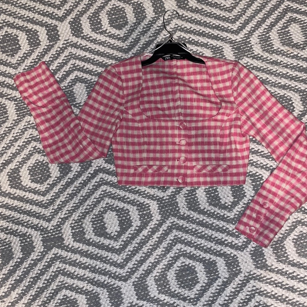 Zara XS pink/beige button up top